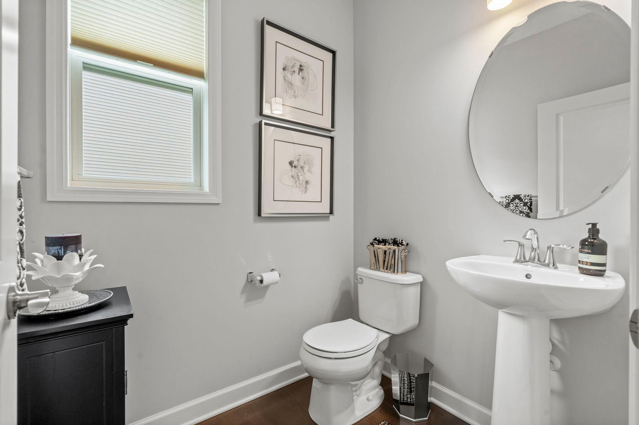 4313 Schilling Way Property Photo 13