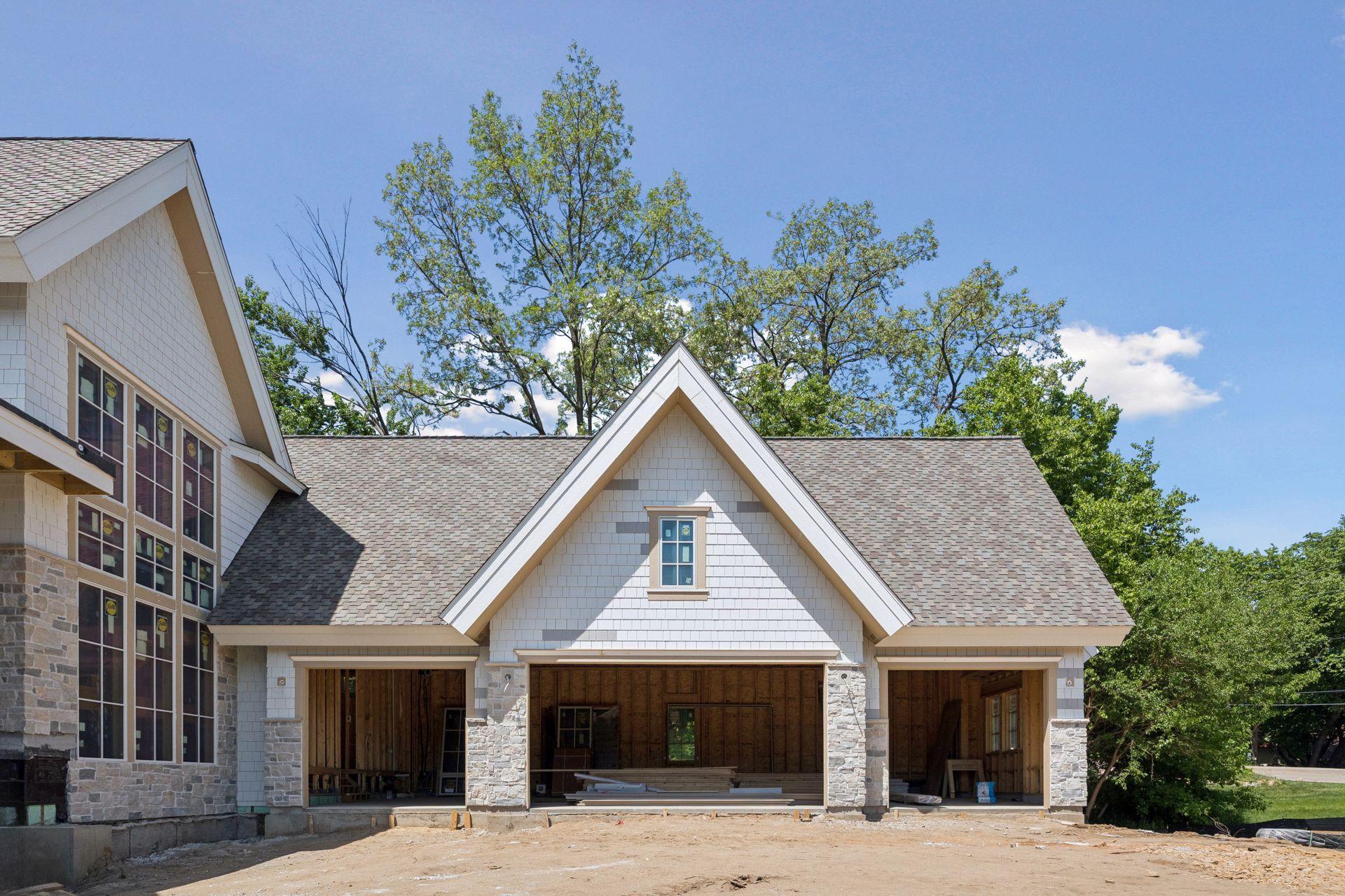 4485 N Shore Drive Property Photo 4