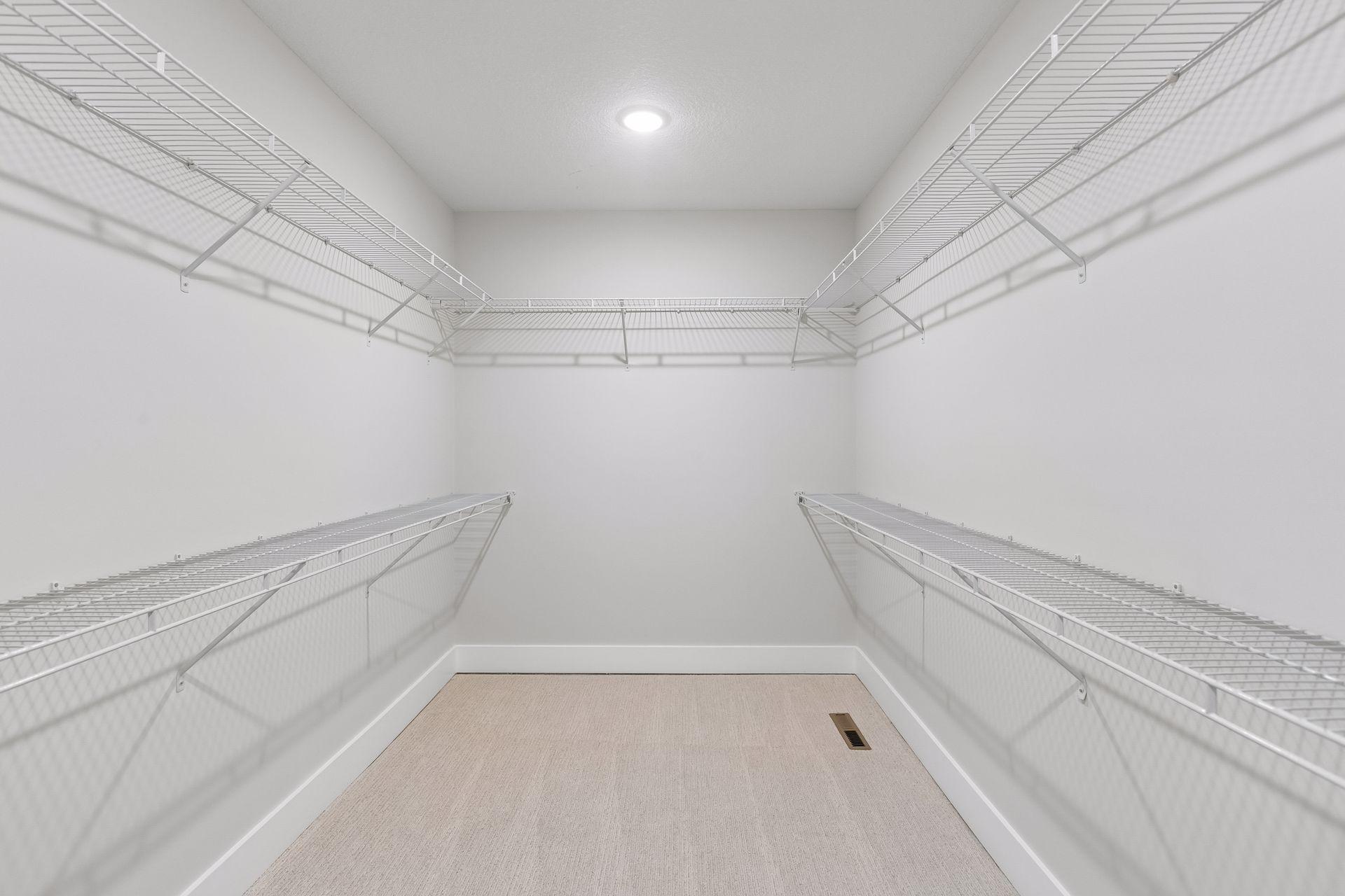 5724 Code Avenue Property Photo 24