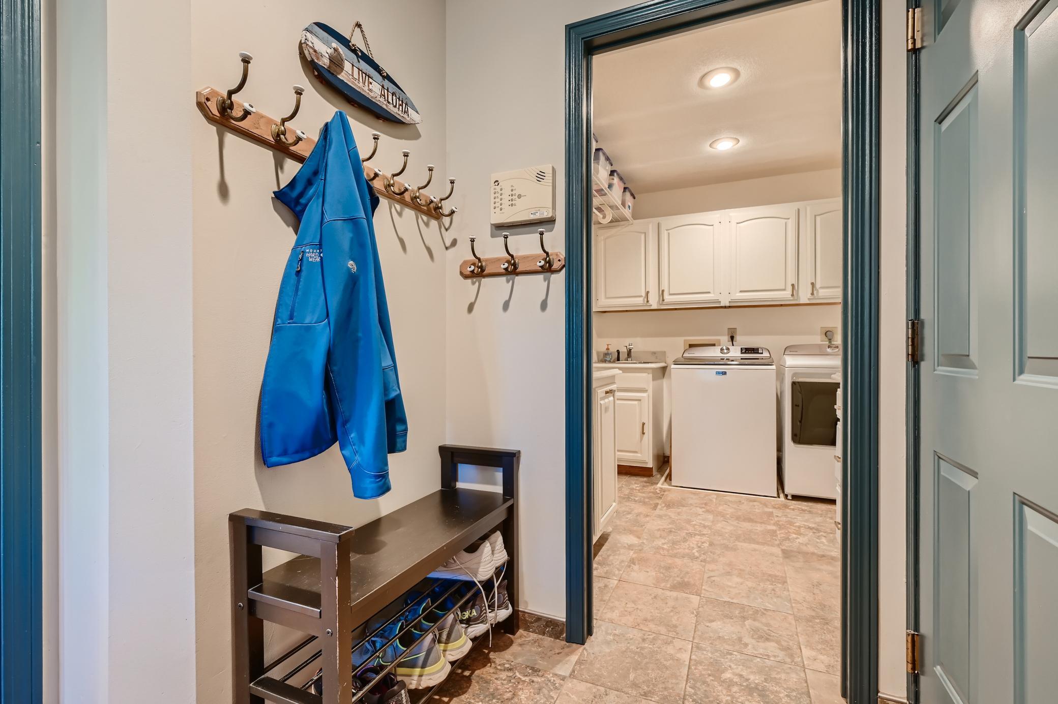 3200 Frear Drive Property Photo 11