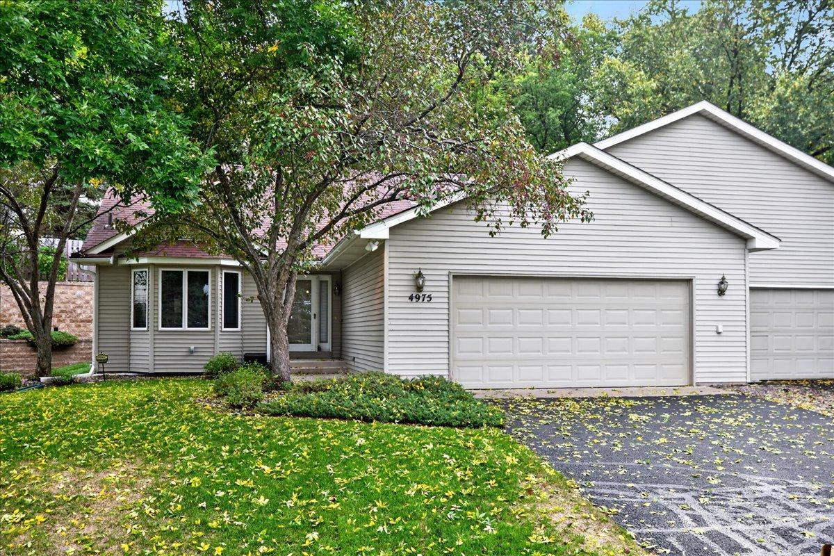 4975 Lincoln Drive Property Photo 1