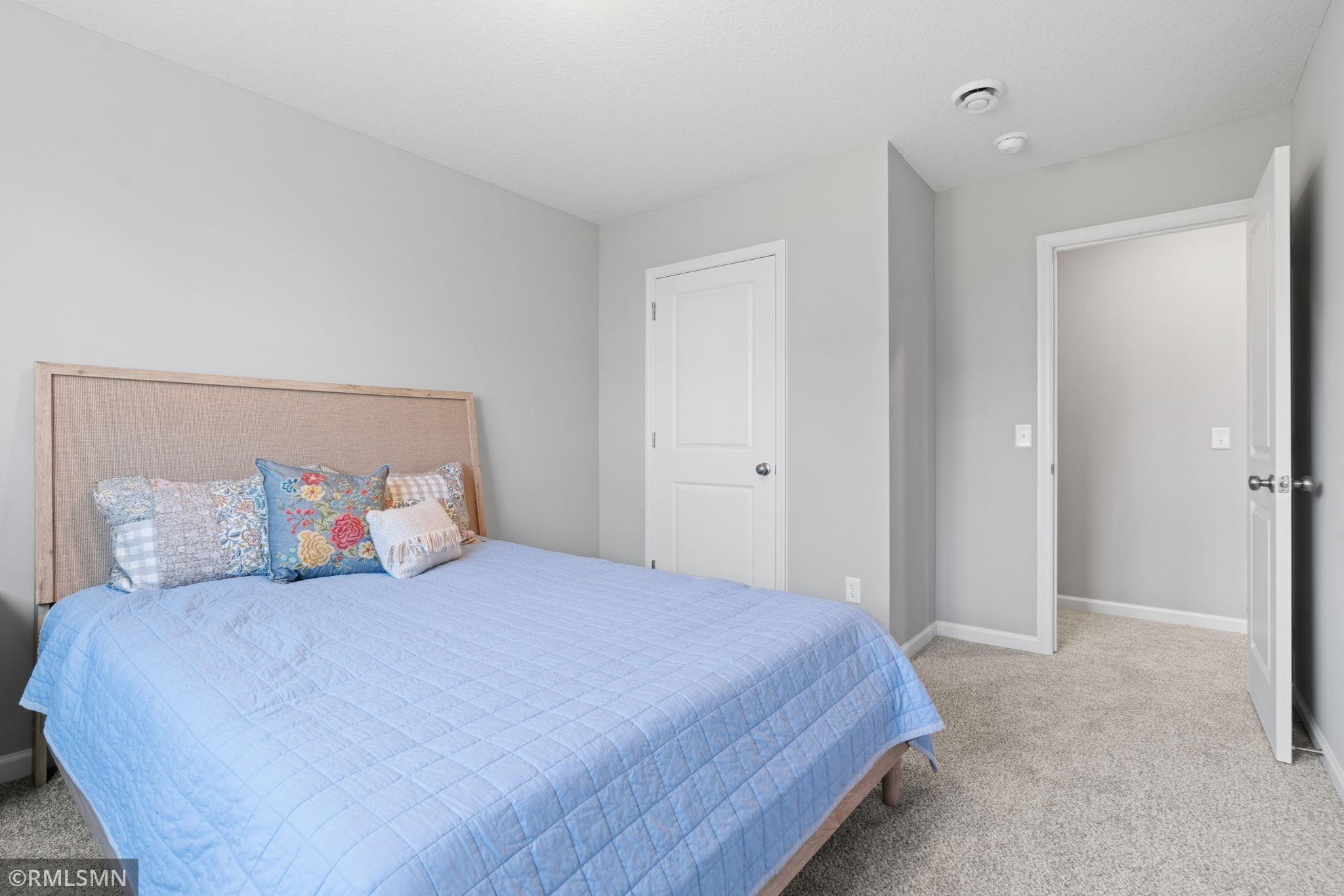 10832 165th Avenue Nw Property Photo 49