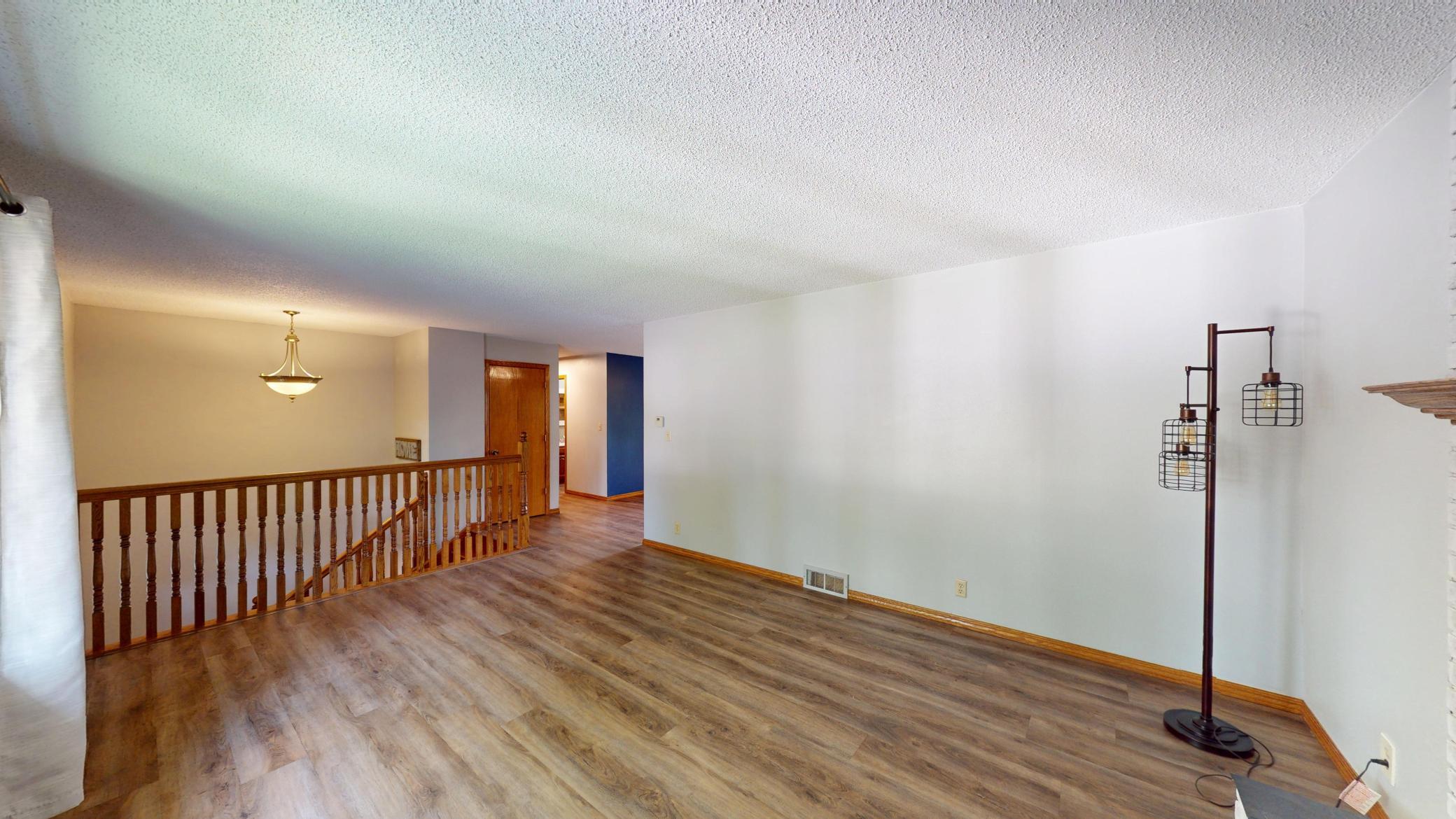 1605 Canary Drive Property Photo 3
