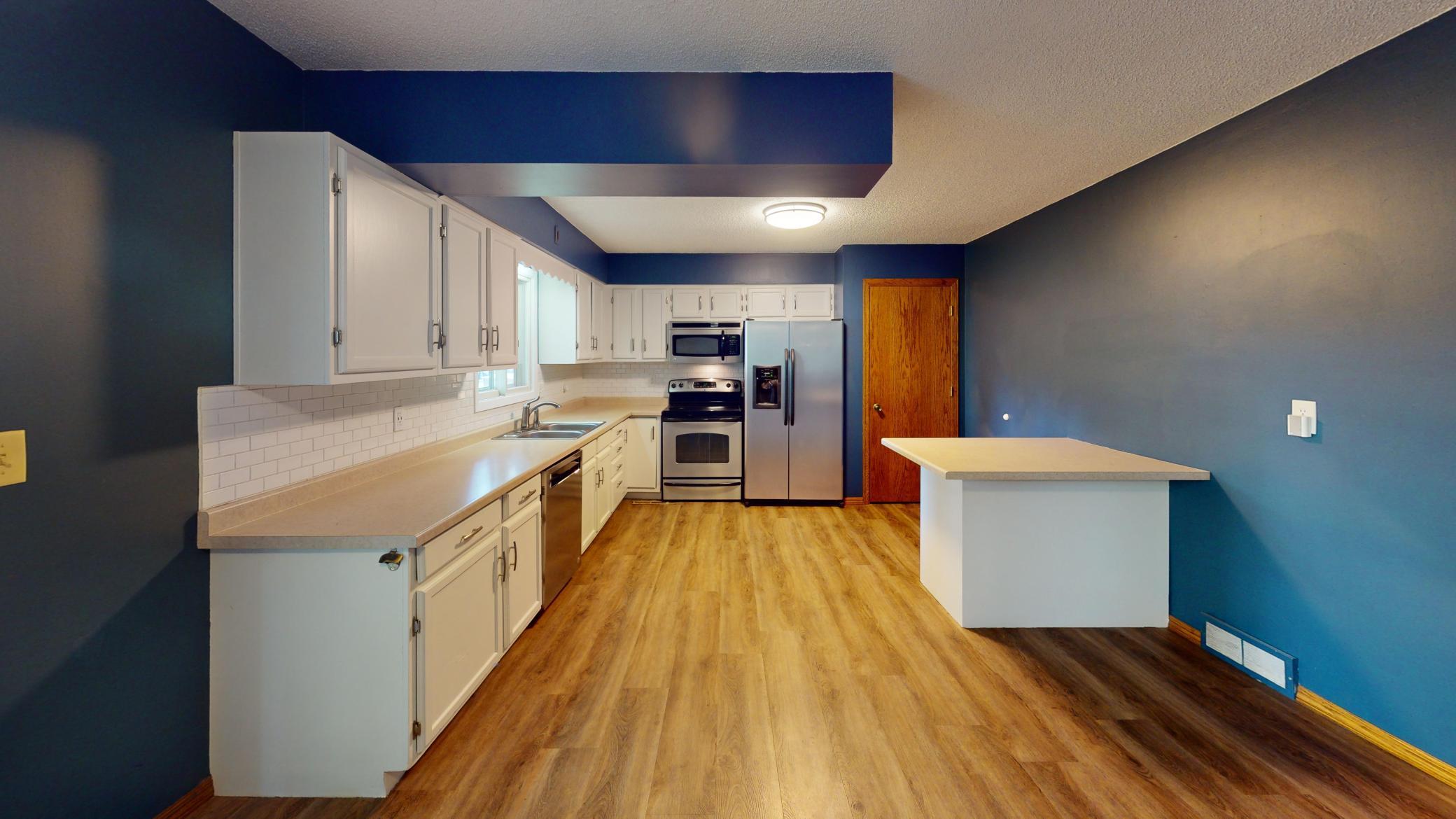 1605 Canary Drive Property Photo 6