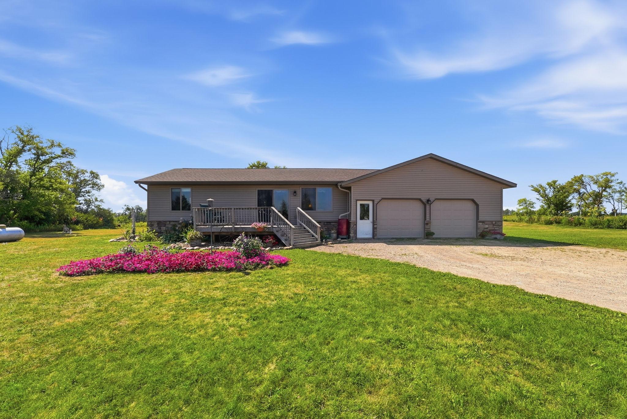 26129 294th Street Property Photo 1