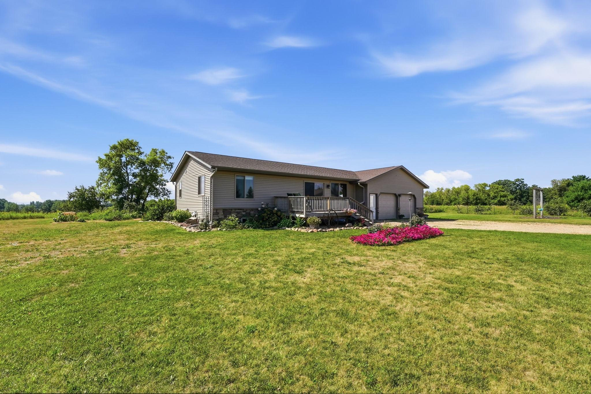 26129 294th Street Property Photo 8