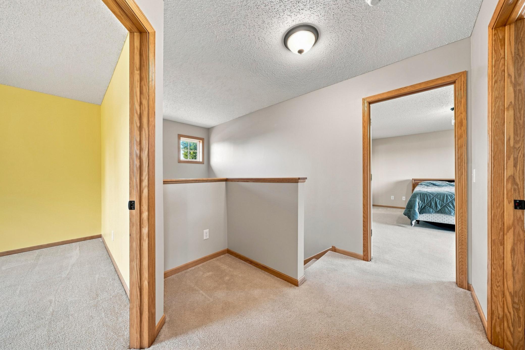 563 Summit Avenue Property Photo 33