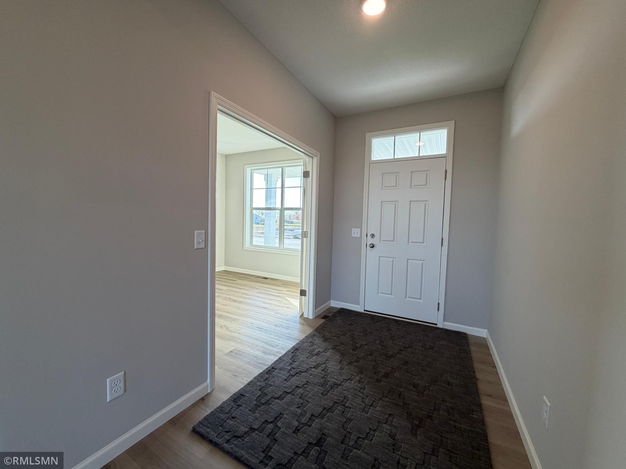 10824 165th Avenue Nw Property Photo 2