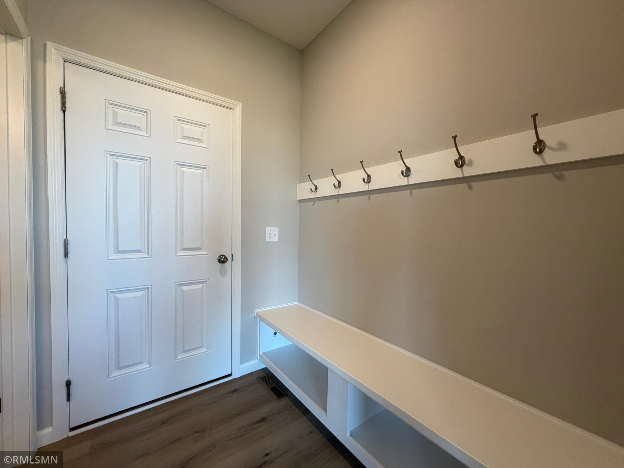 10824 165th Avenue Nw Property Photo 9