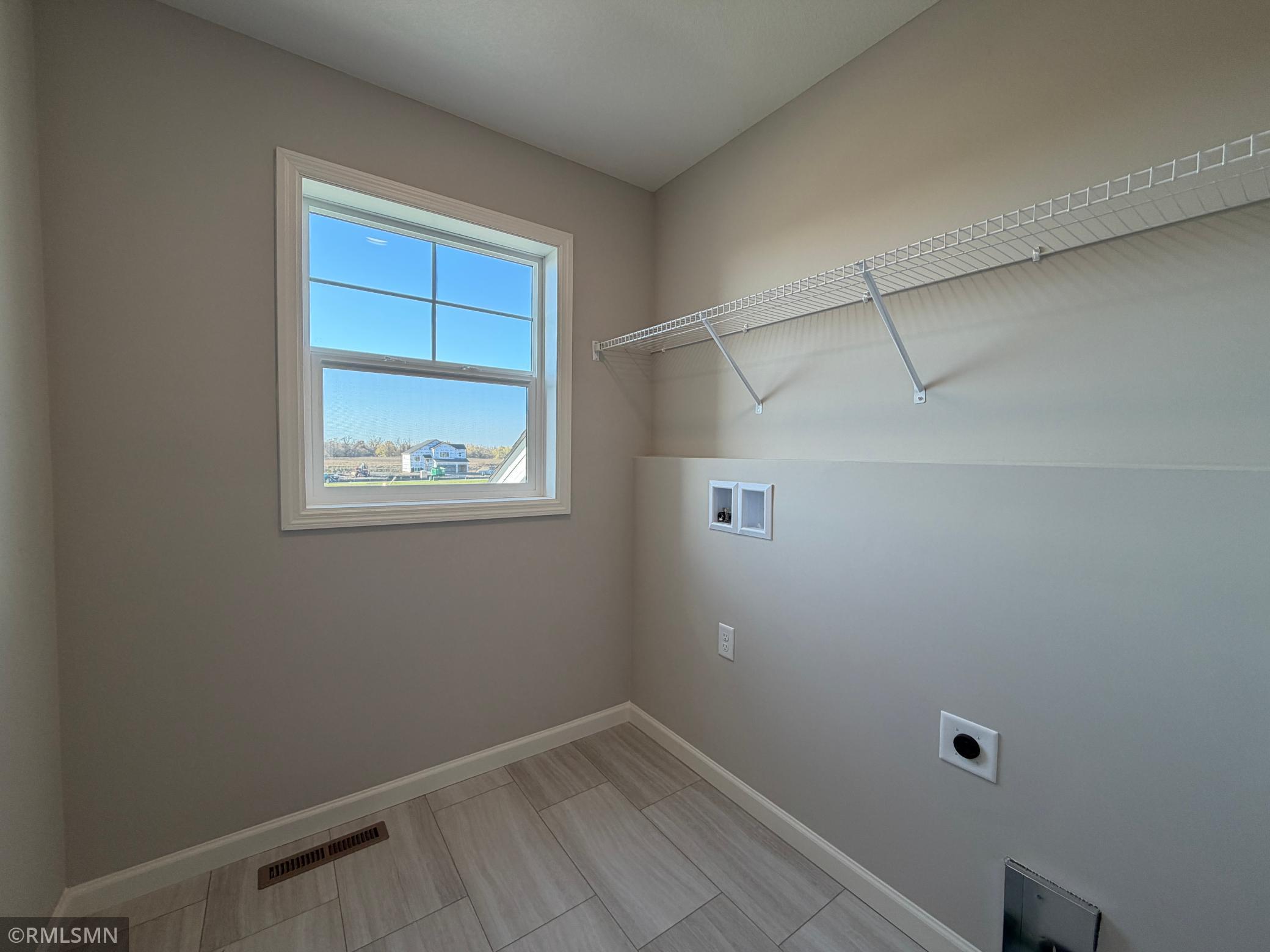 10824 165th Avenue Nw Property Photo 12