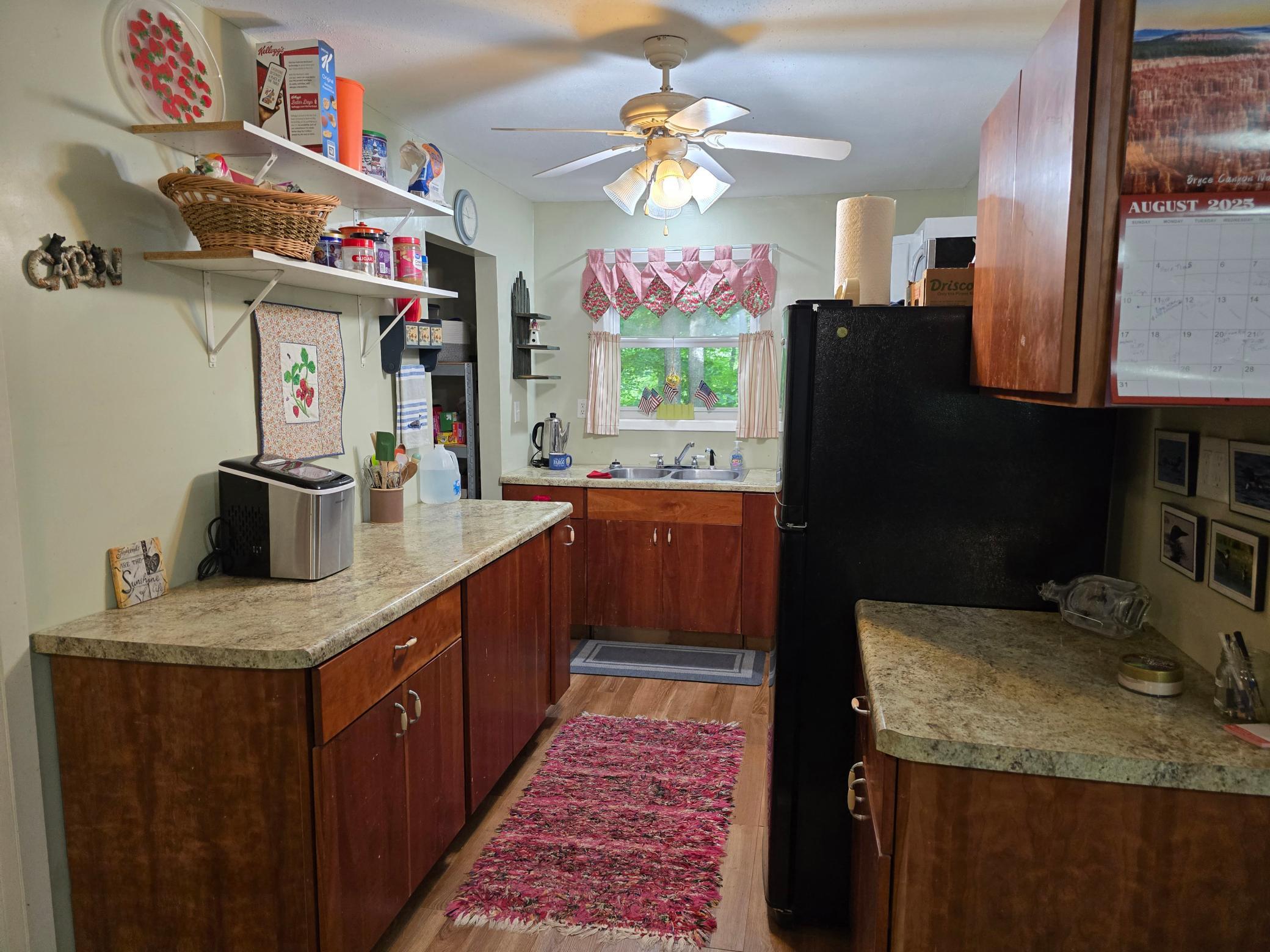 32408 Strawberry Court Property Photo 3