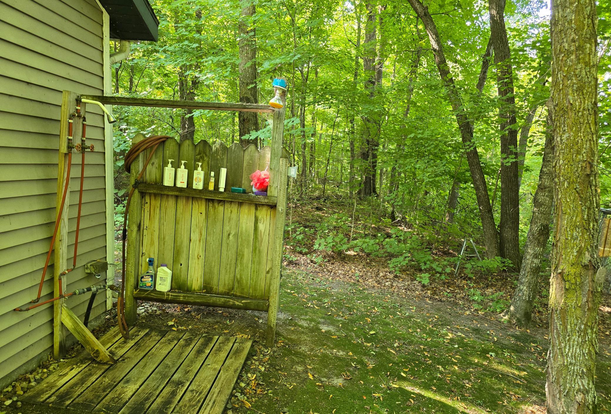 32408 Strawberry Court Property Photo 5