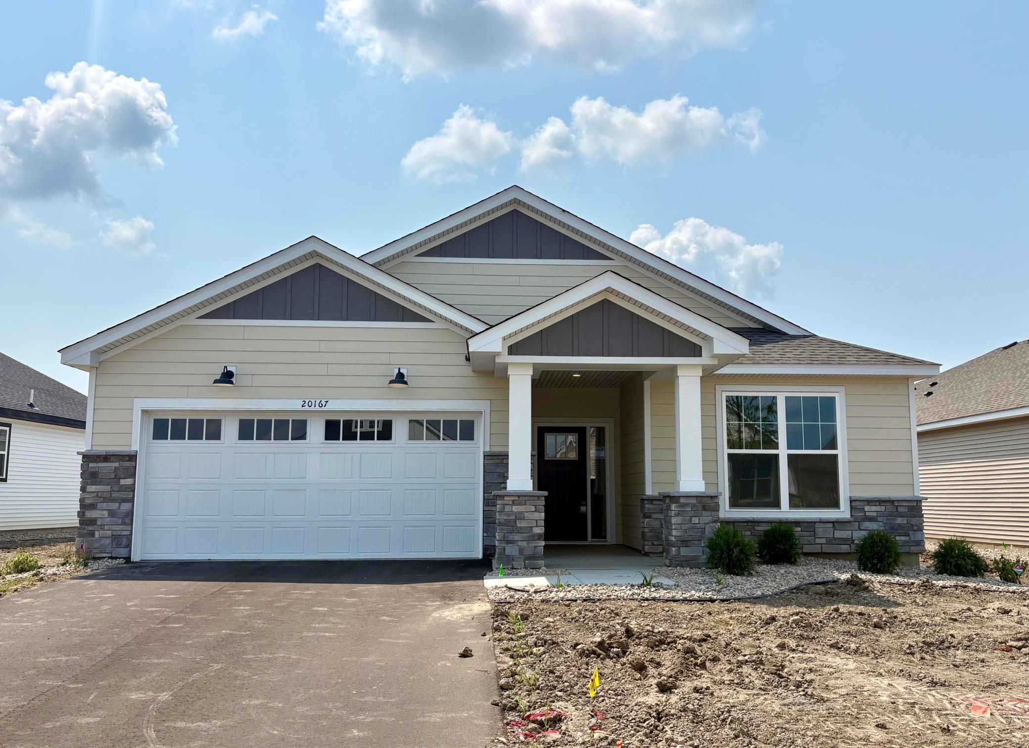 20167 68th Place Property Photo 1