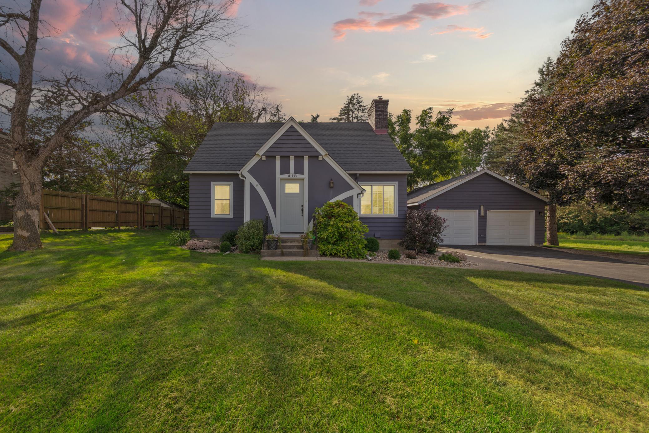 418 Prairie Avenue