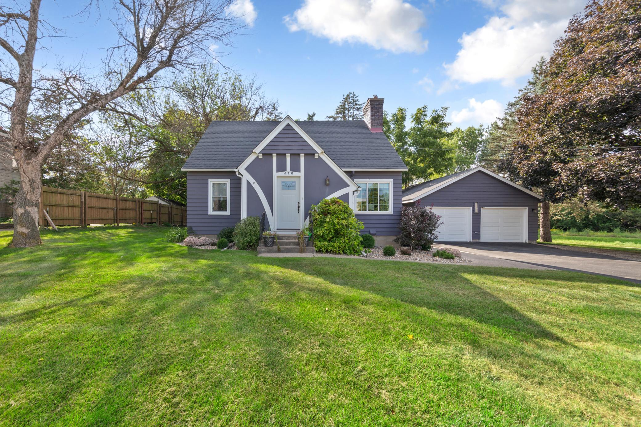 418 Prairie Avenue Property Photo 3