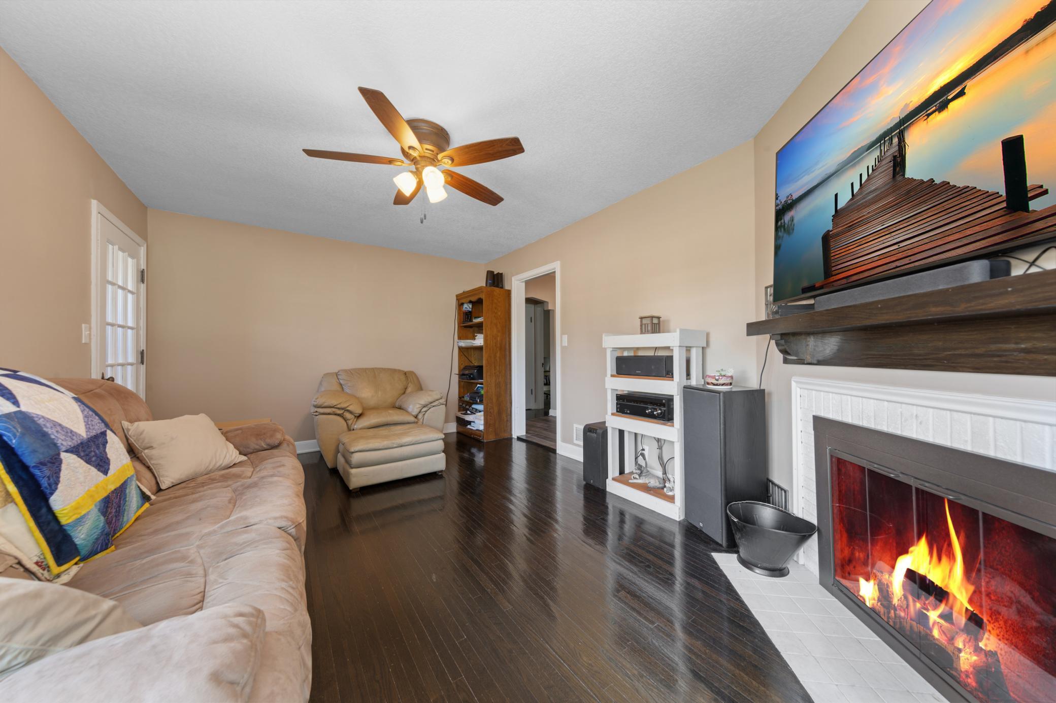 418 Prairie Avenue Property Photo 16