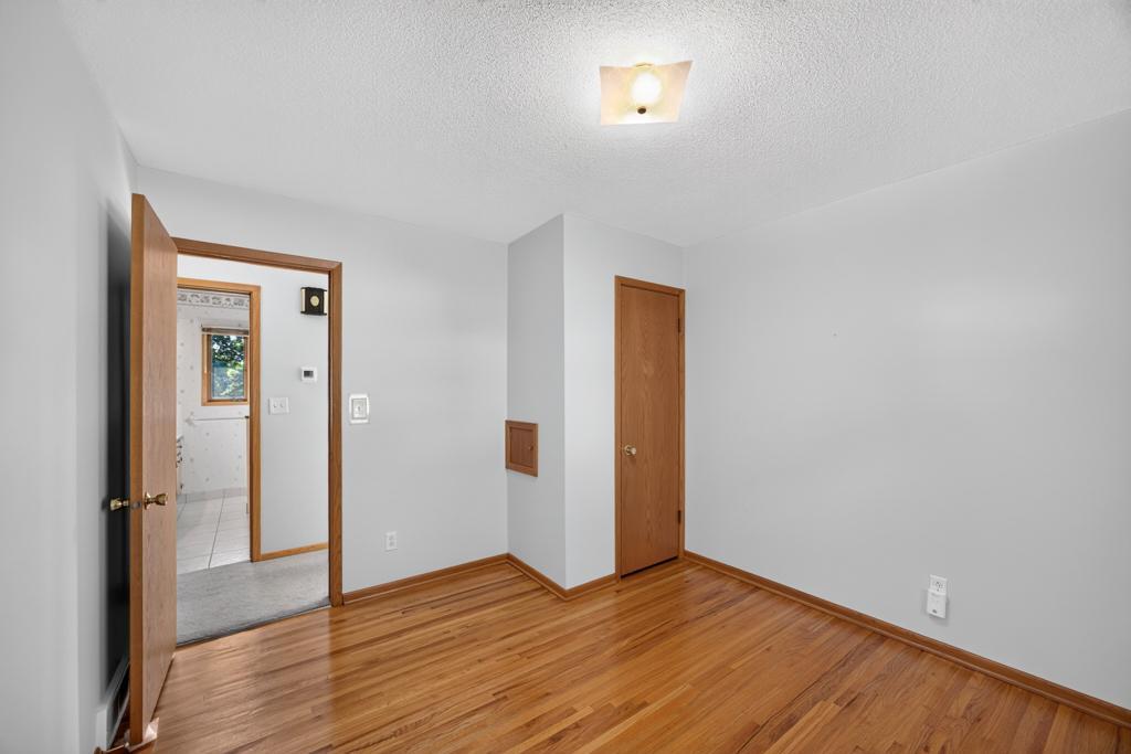 2817 15th Avenue Nw Property Photo 13