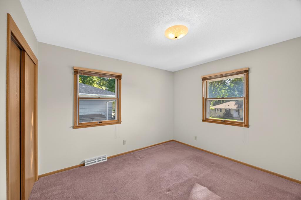 2817 15th Avenue Nw Property Photo 16