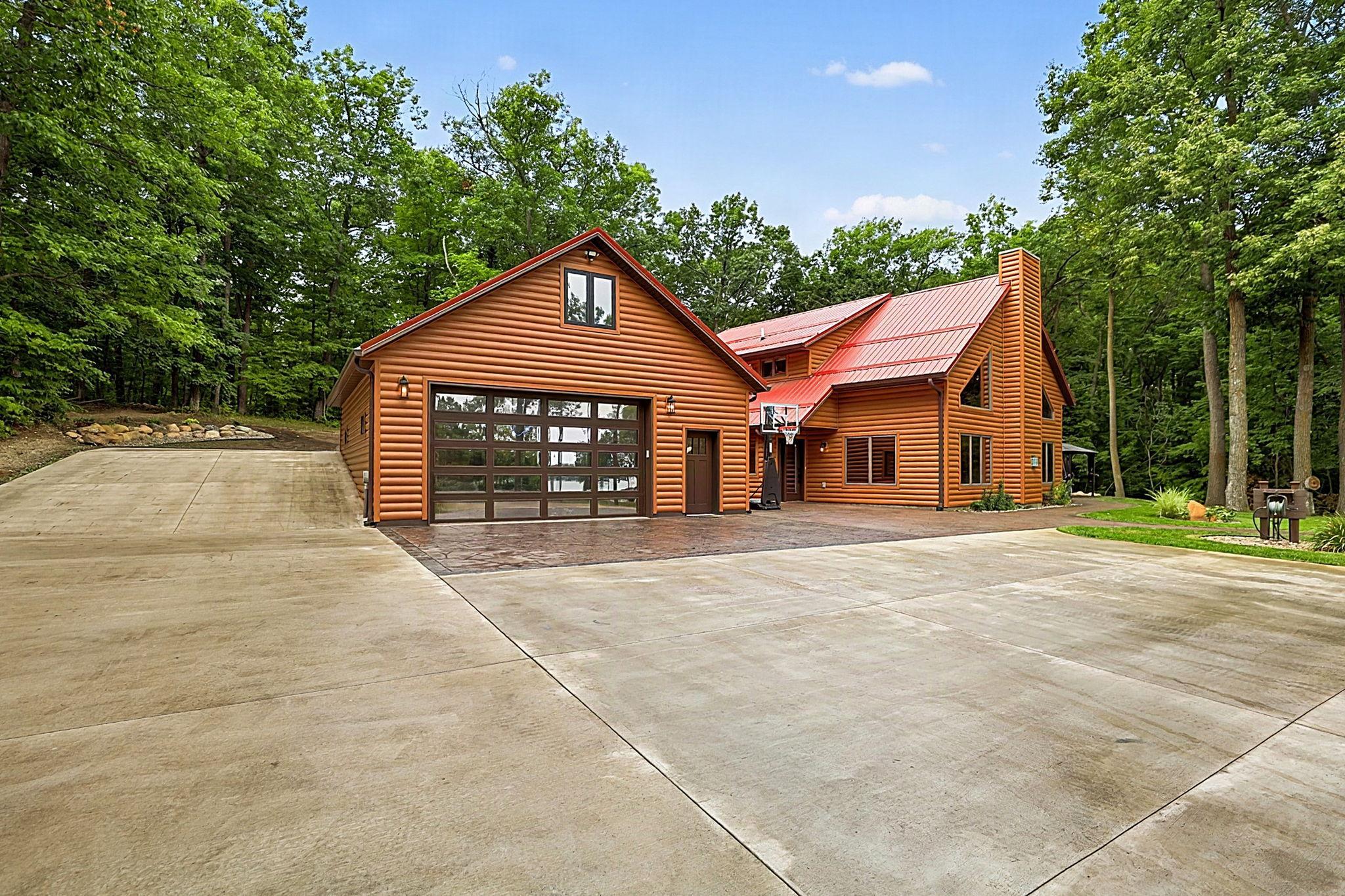 7643 Bear Road Property Photo 3