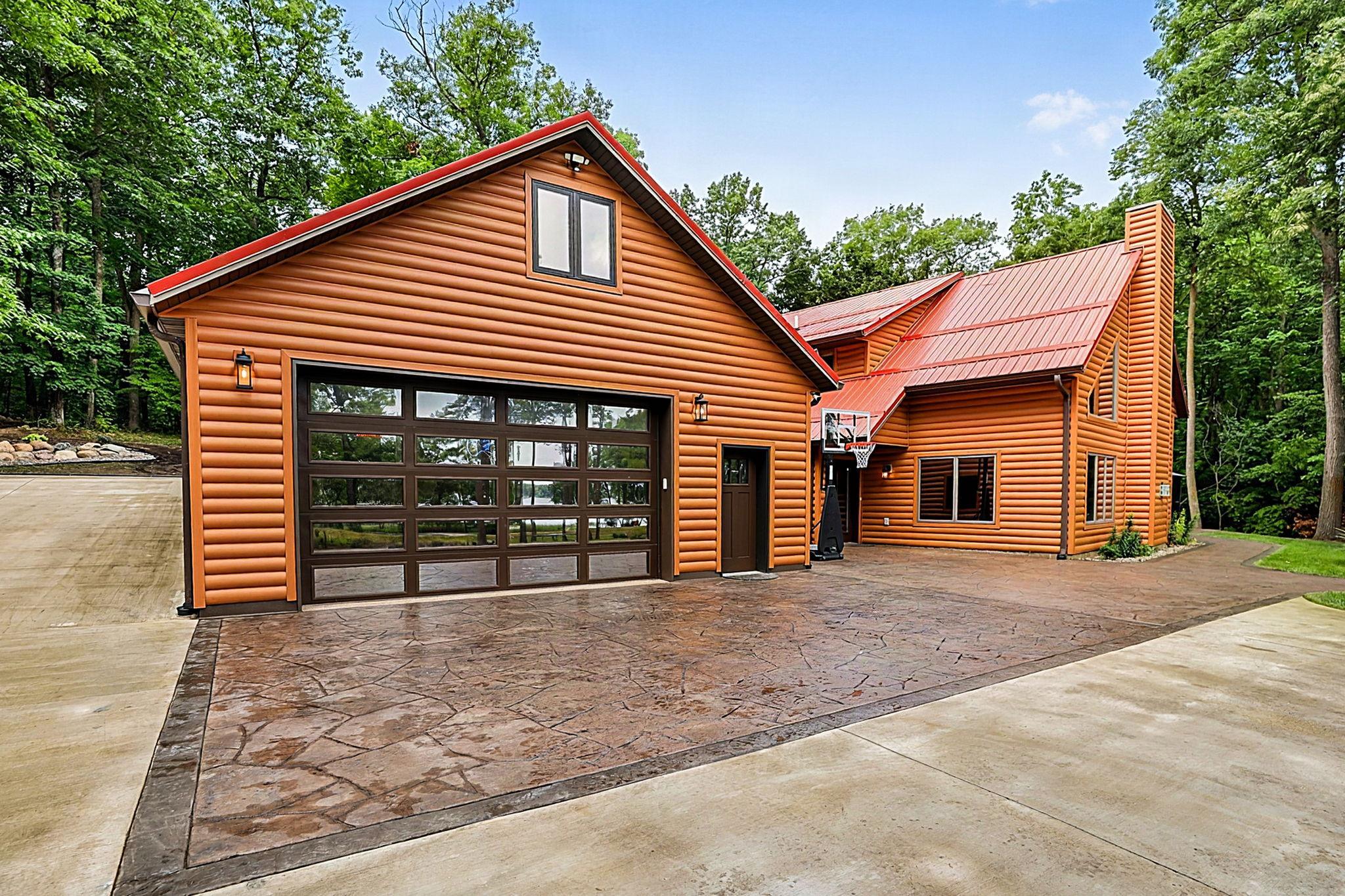7643 Bear Road Property Photo 6