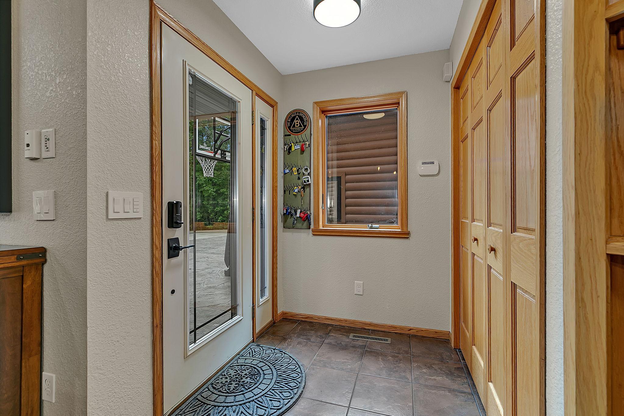7643 Bear Road Property Photo 7