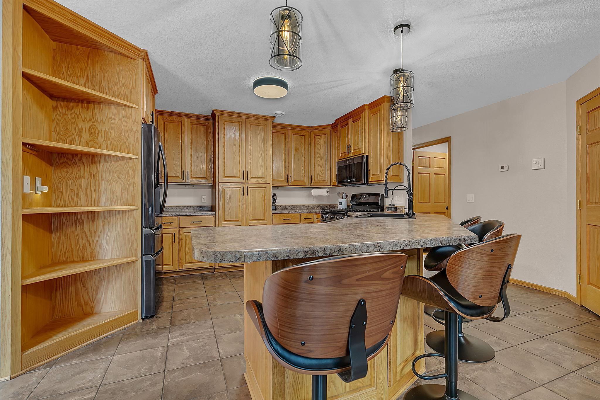 7643 Bear Road Property Photo 9