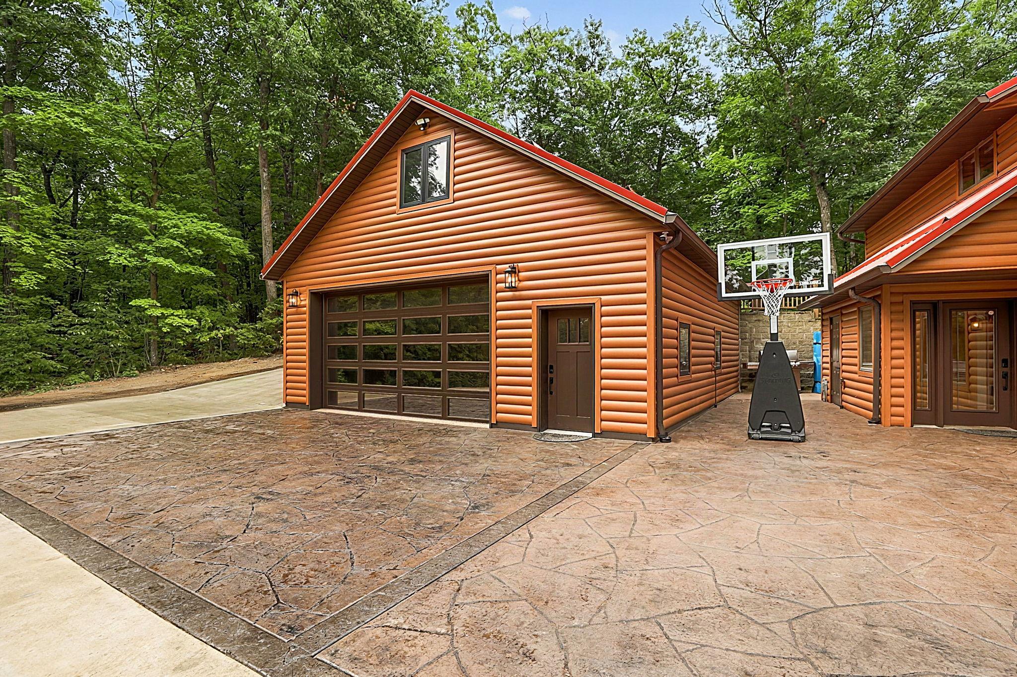 7643 Bear Road Property Photo 34