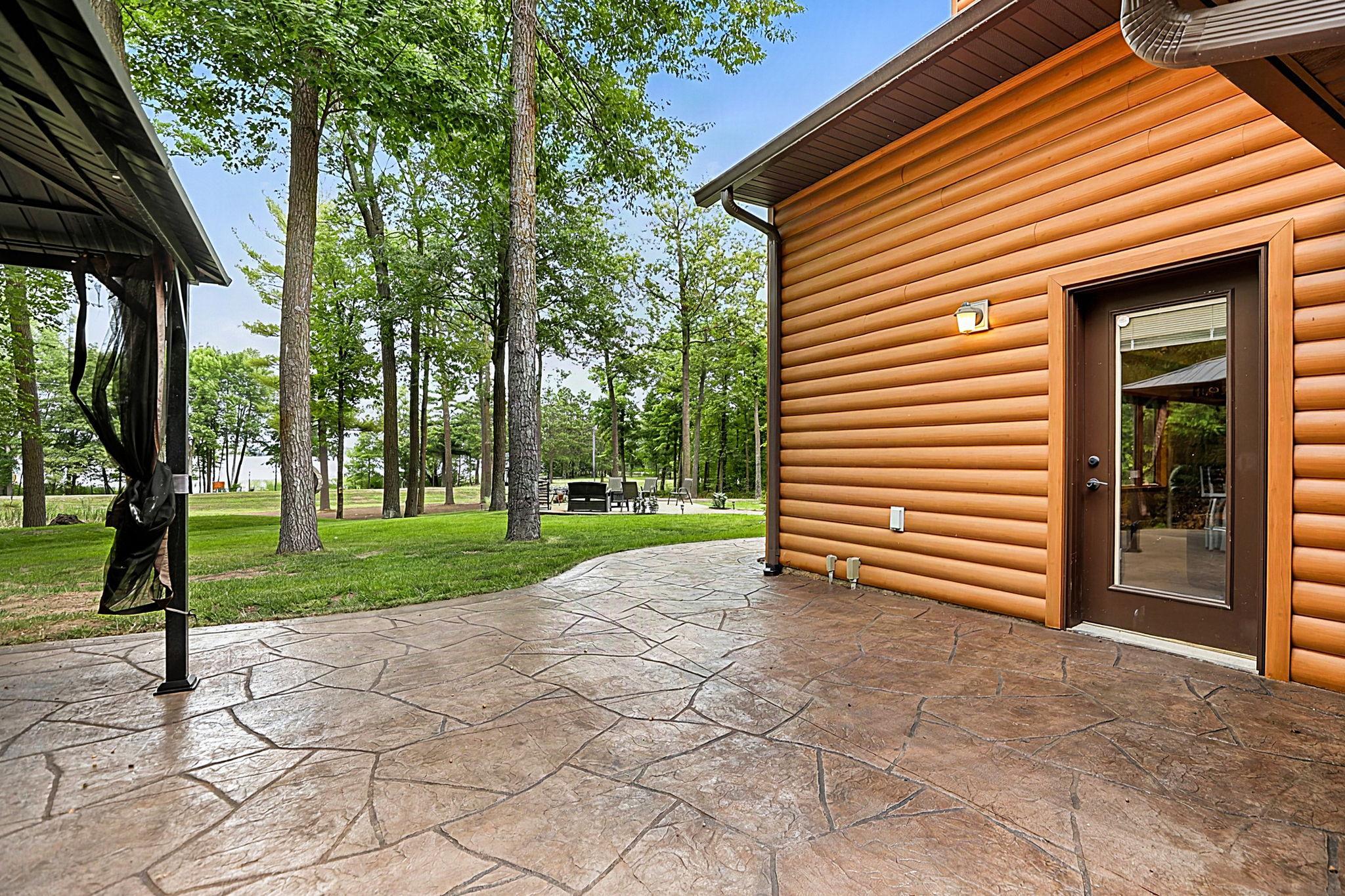7643 Bear Road Property Photo 43
