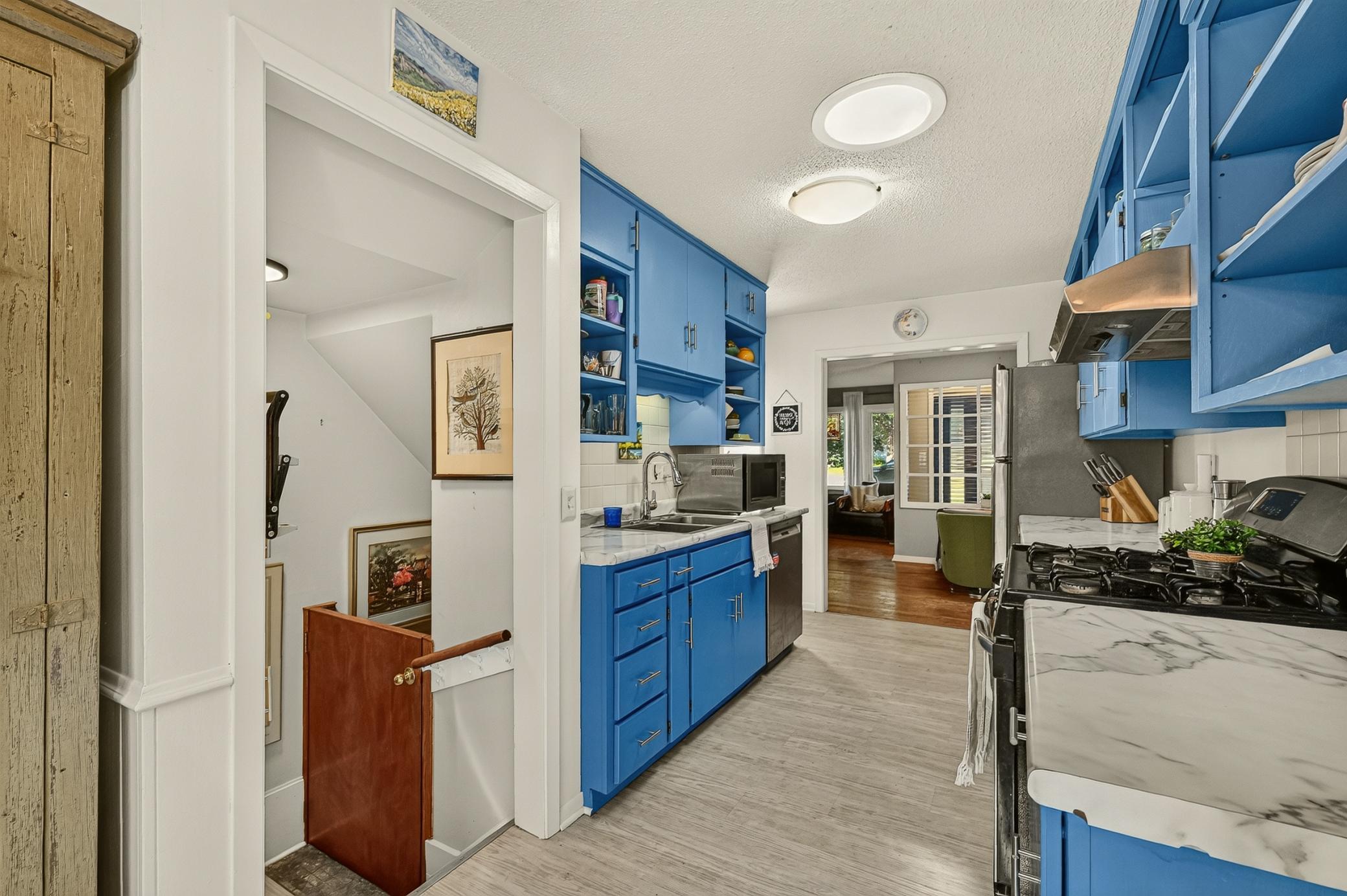 1126 8th Avenue Nw Property Photo 9