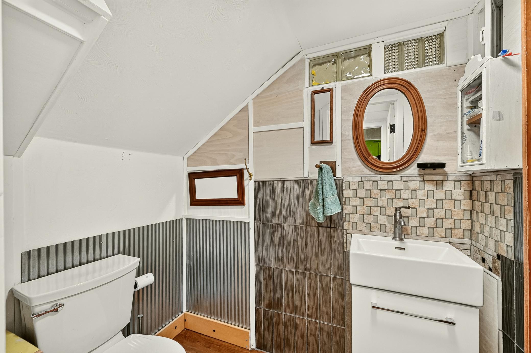 1126 8th Avenue Nw Property Photo 26