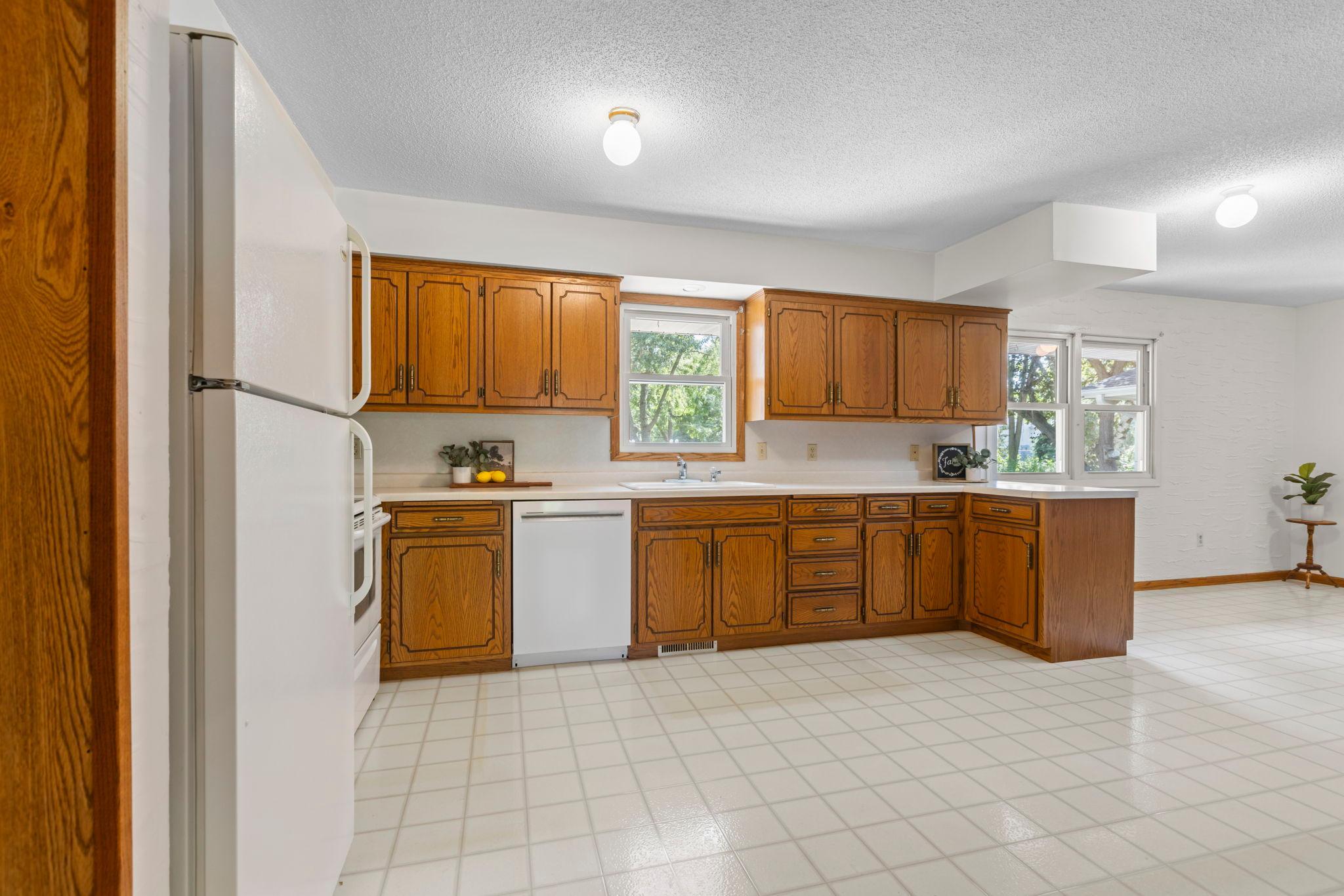 240 Pine Circle Property Photo 15