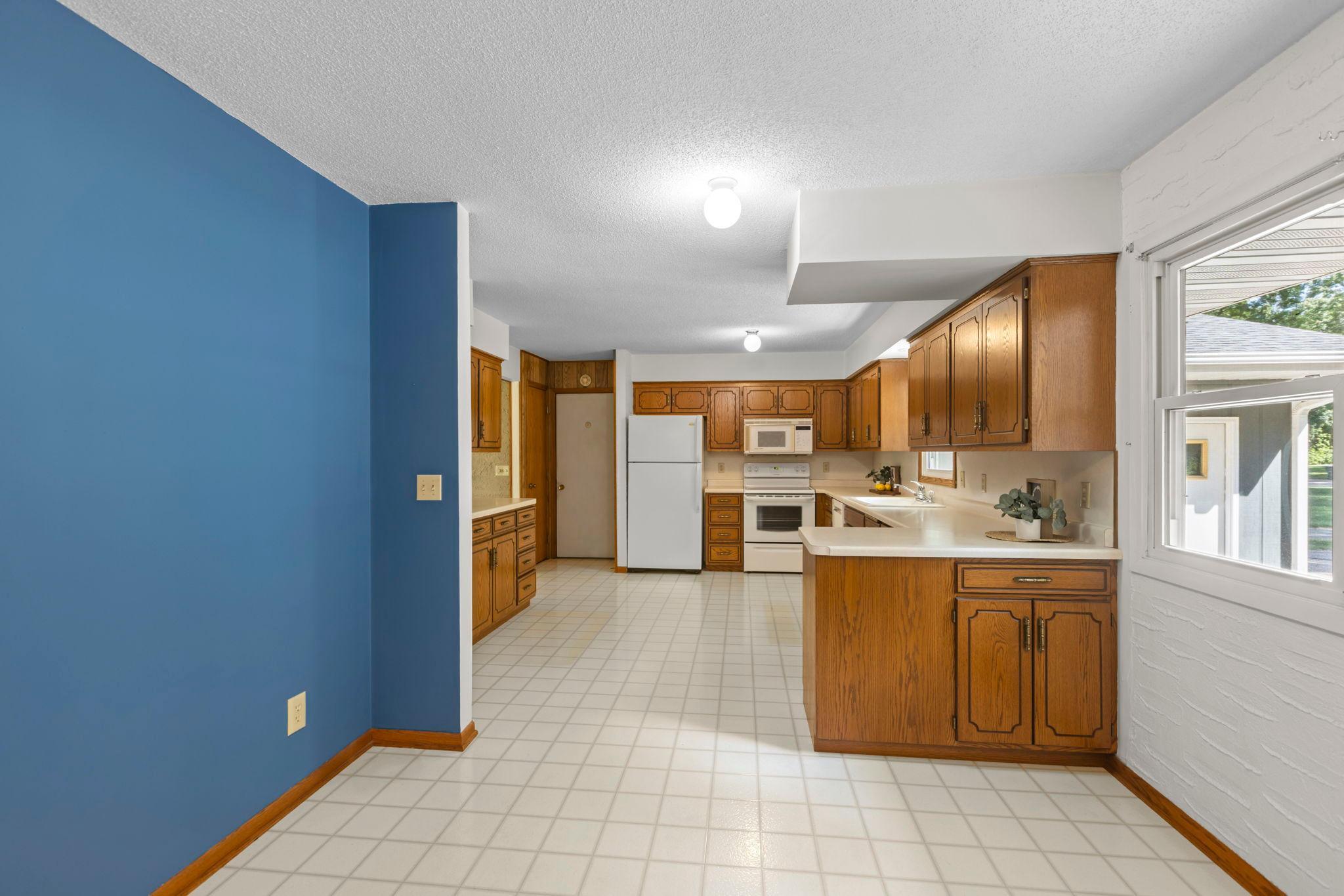 240 Pine Circle Property Photo 18