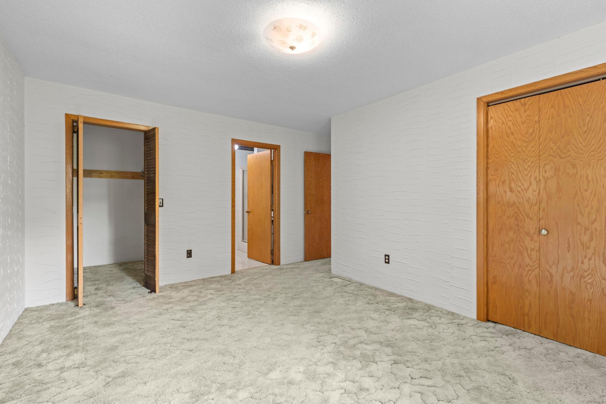 240 Pine Circle Property Photo 27