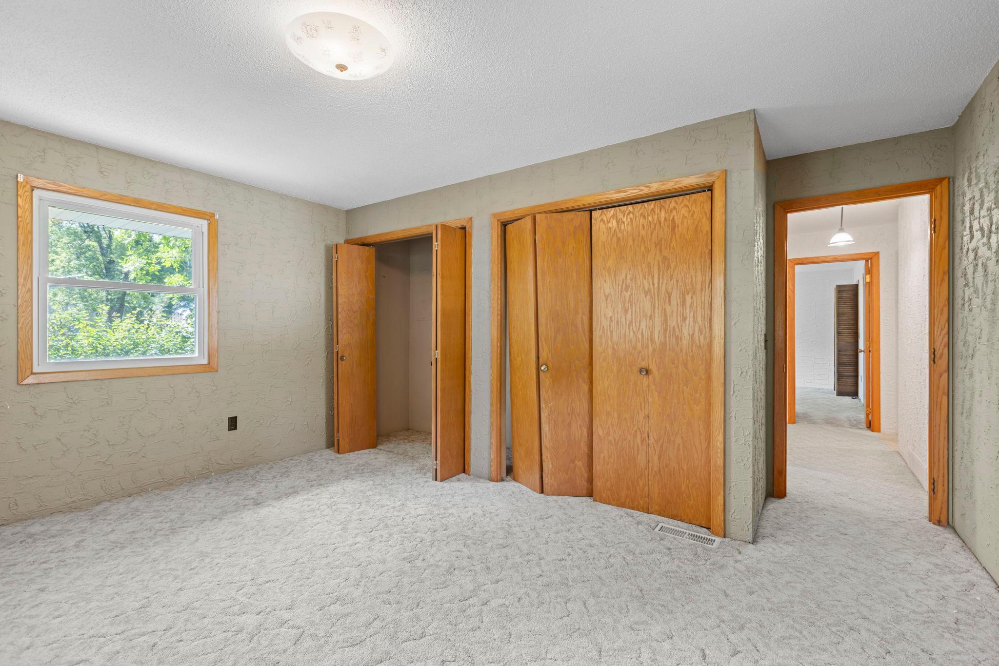 240 Pine Circle Property Photo 33