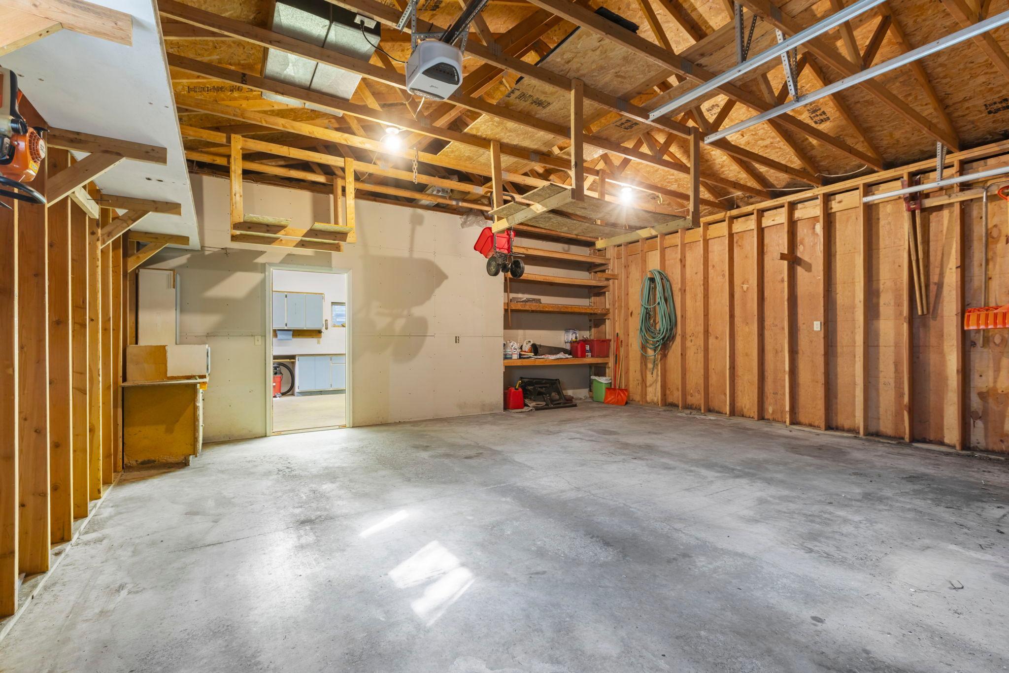 240 Pine Circle Property Photo 39