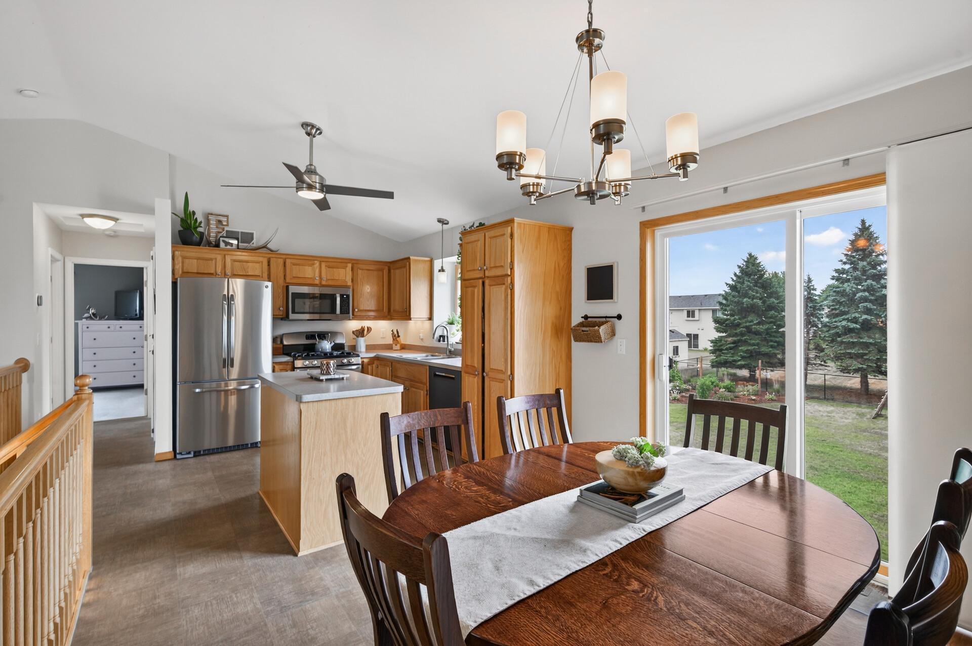 11683 10th Street Ne Property Photo 9