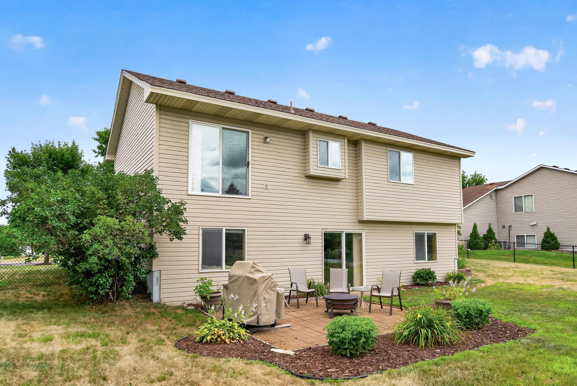 11683 10th Street Ne Property Photo 19