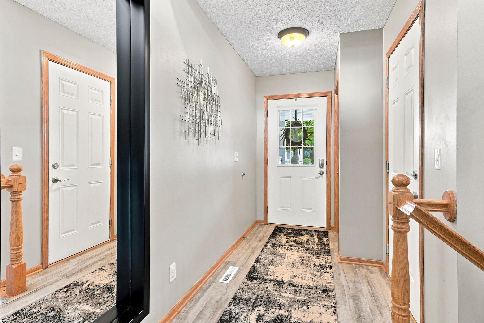7606 Red Fox Trail Property Photo 8