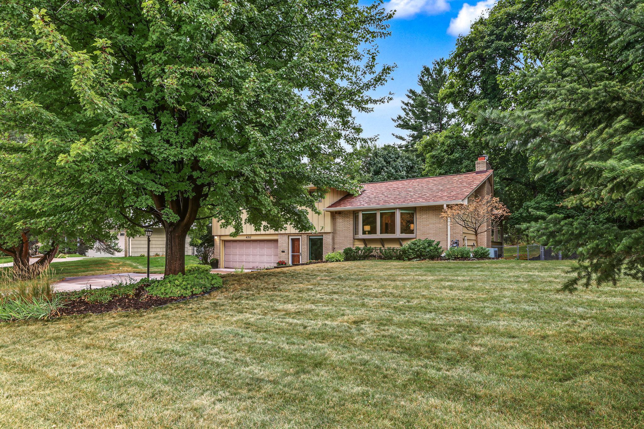 4717 Glenwood Avenue Property Photo 49