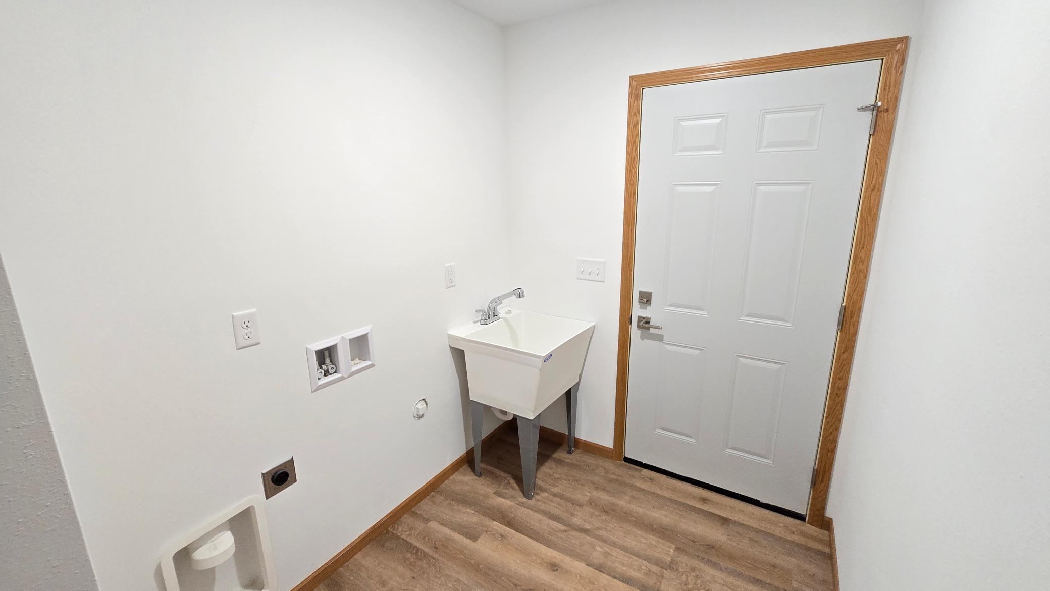 6528 John Avenue Property Photo 28