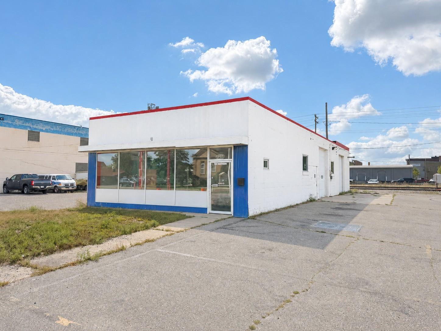 624 Washington Street Property Photo 1