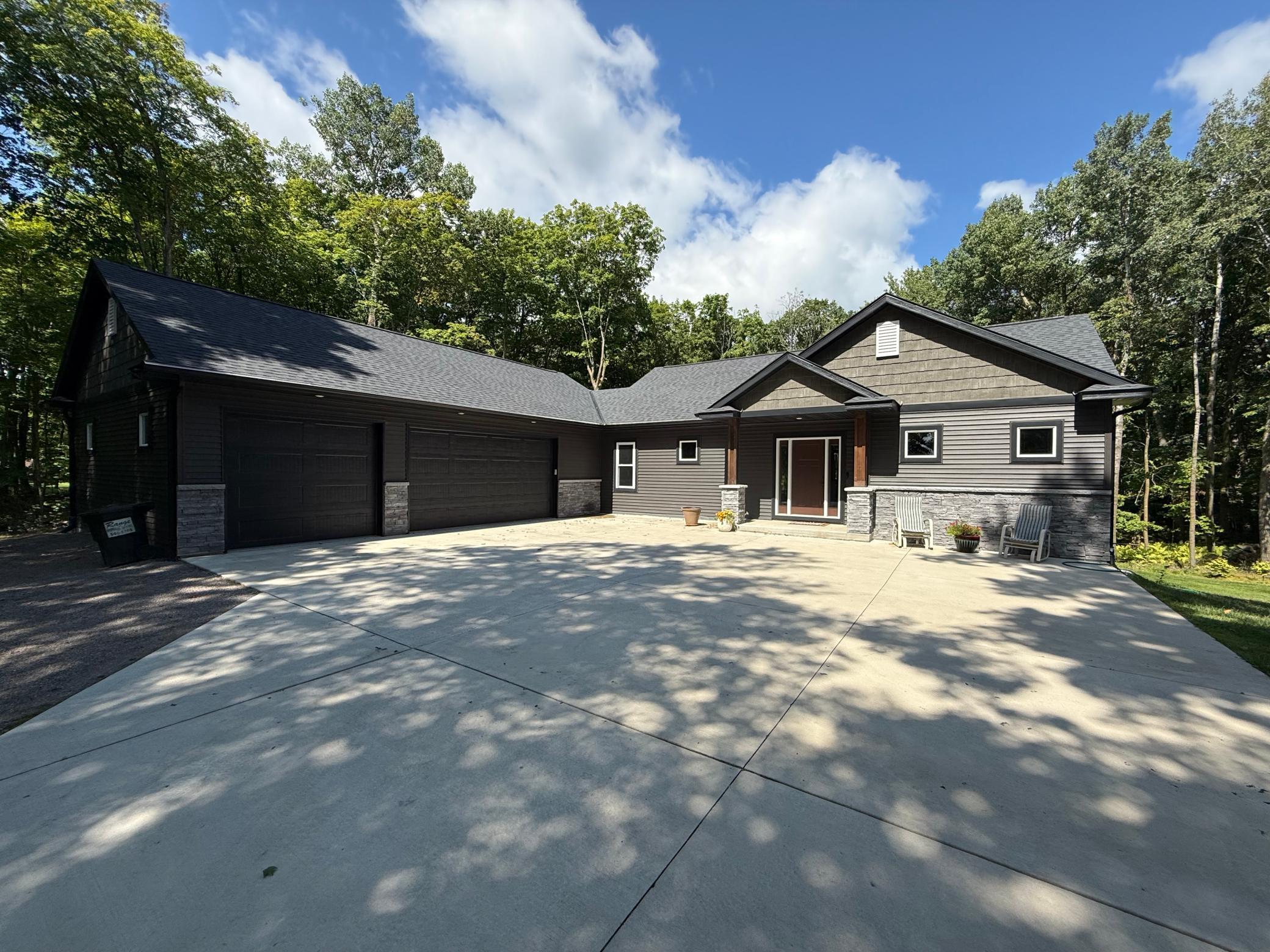 22178 Eagle View Drive