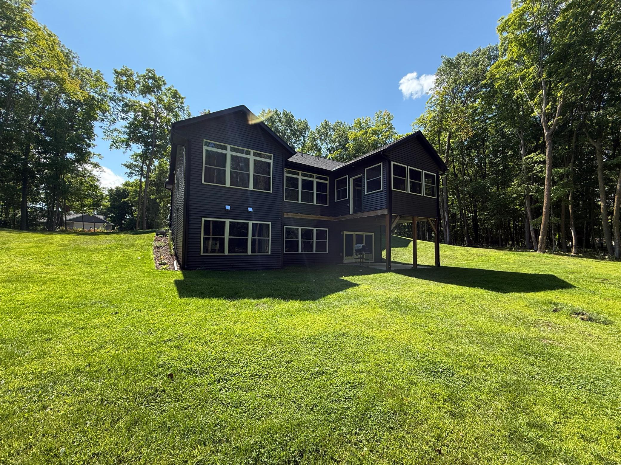 22178 Eagle View Drive Property Photo 3