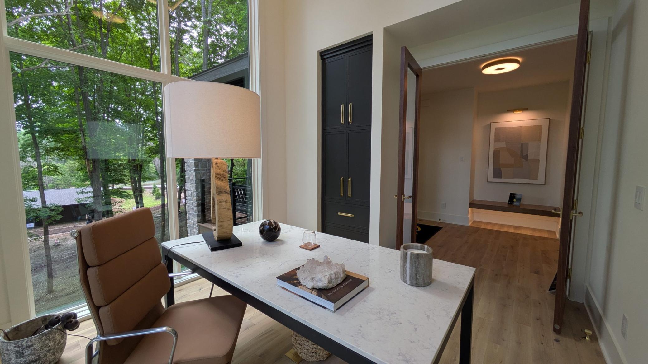 305 North Shore Drive Property Photo 12