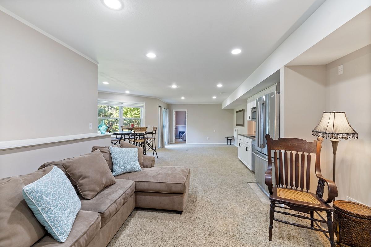 4086 Deerwood Trail Property Photo 29