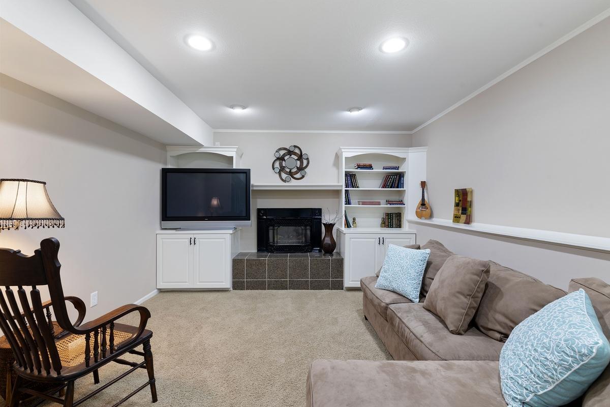 4086 Deerwood Trail Property Photo 30