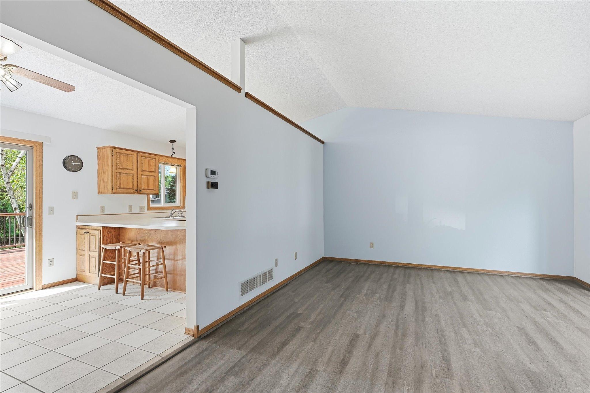 9225 Queens Gardens Property Photo 9
