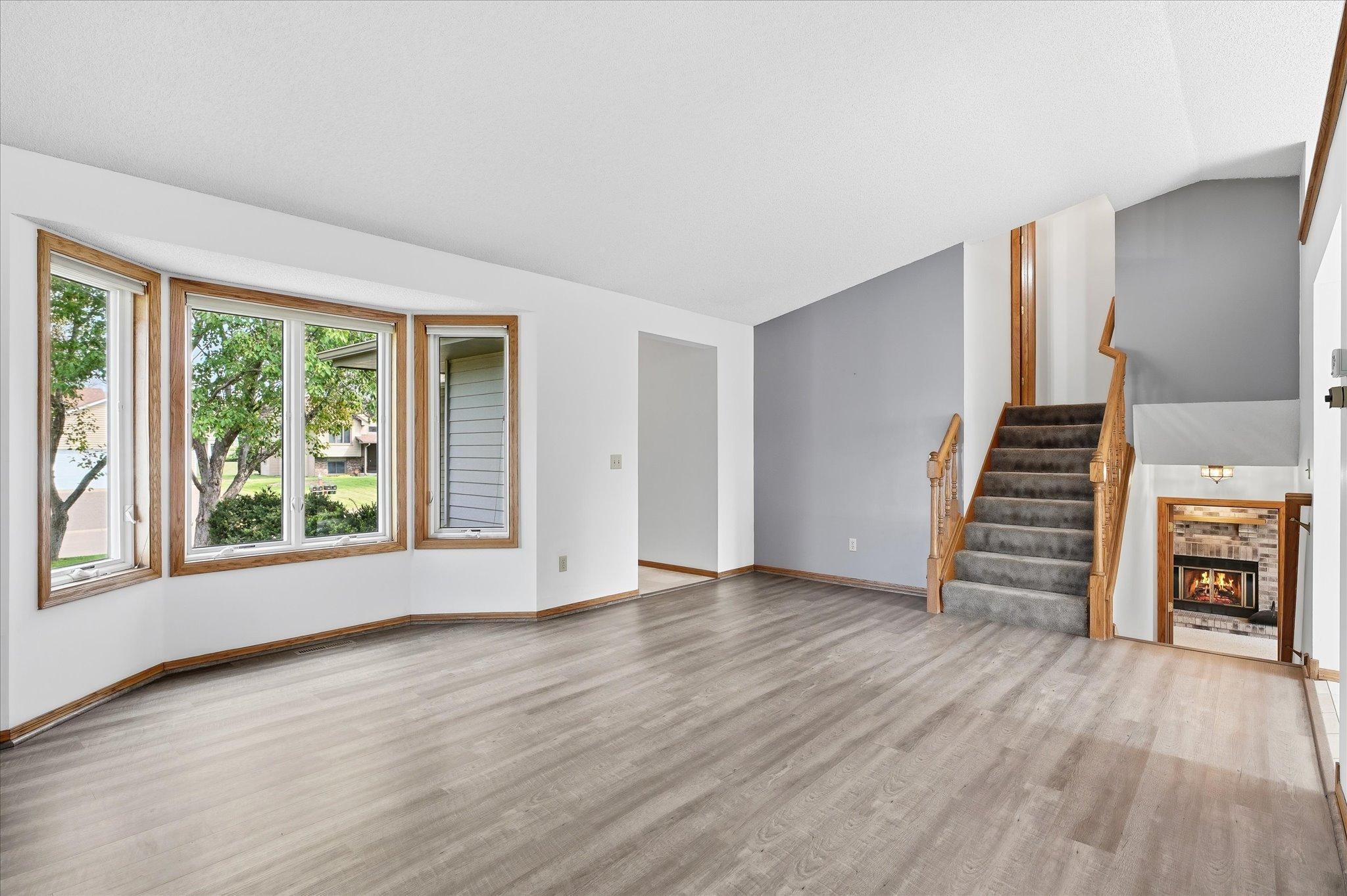 9225 Queens Gardens Property Photo 11