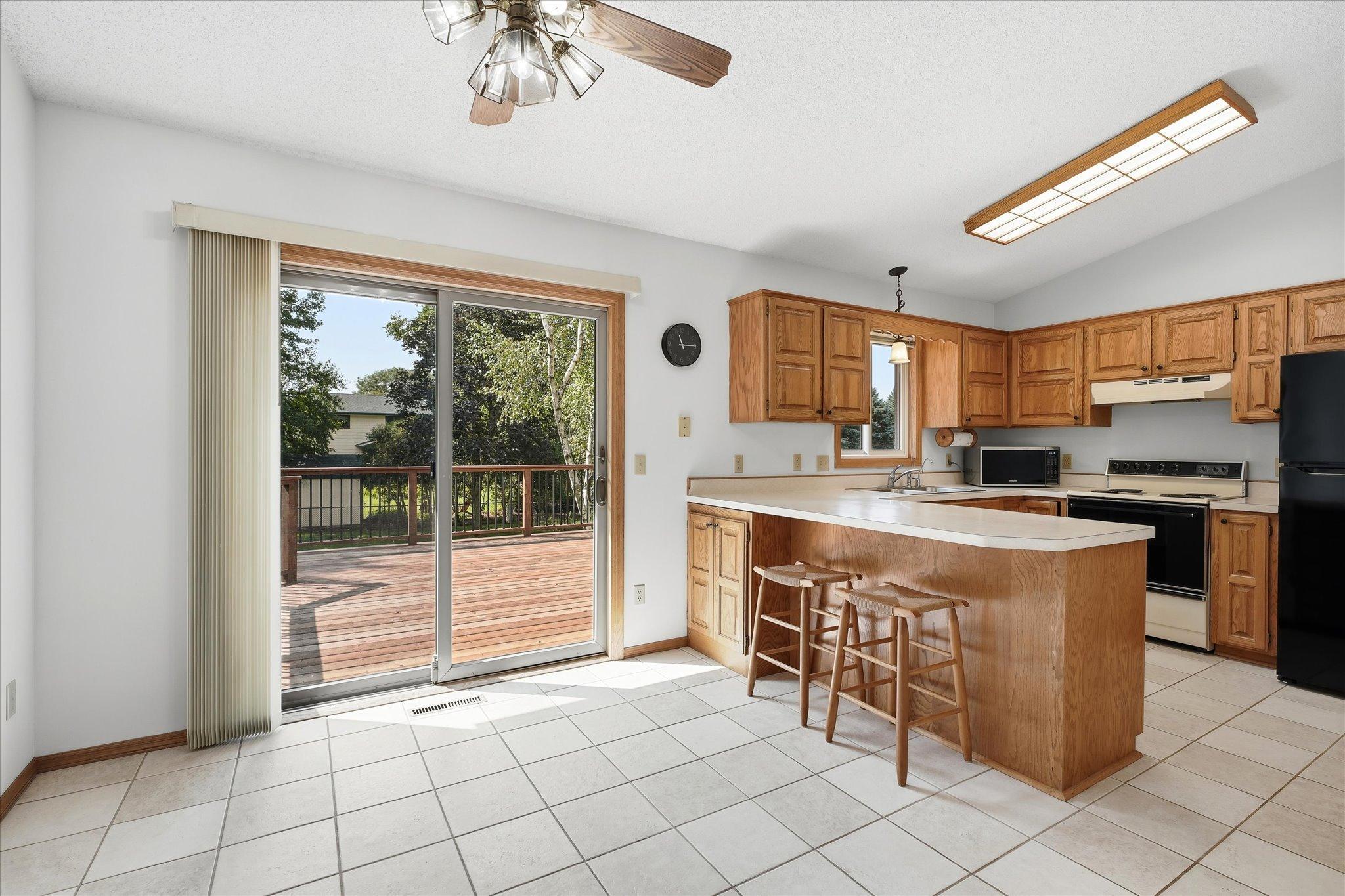 9225 Queens Gardens Property Photo 12