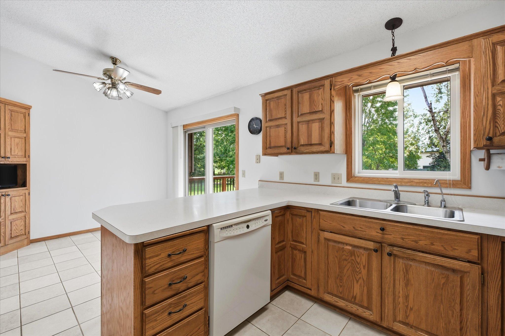 9225 Queens Gardens Property Photo 19